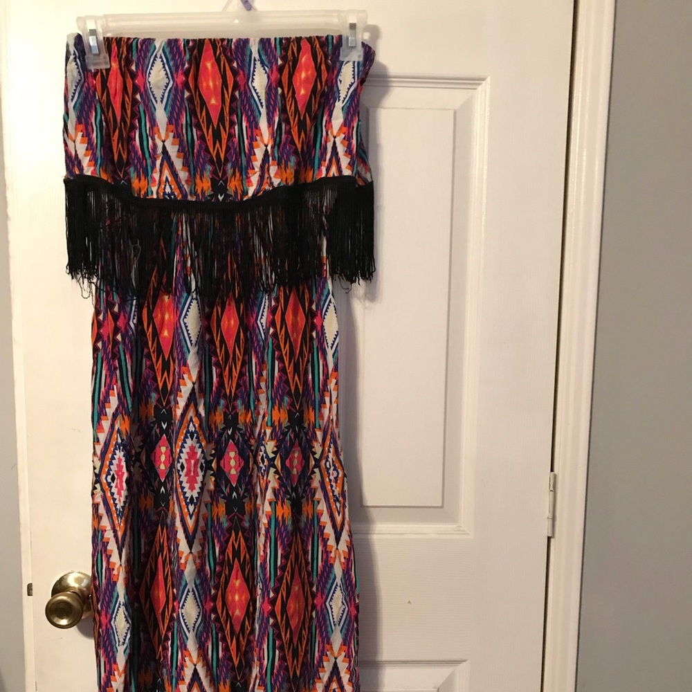 Strapless maxi